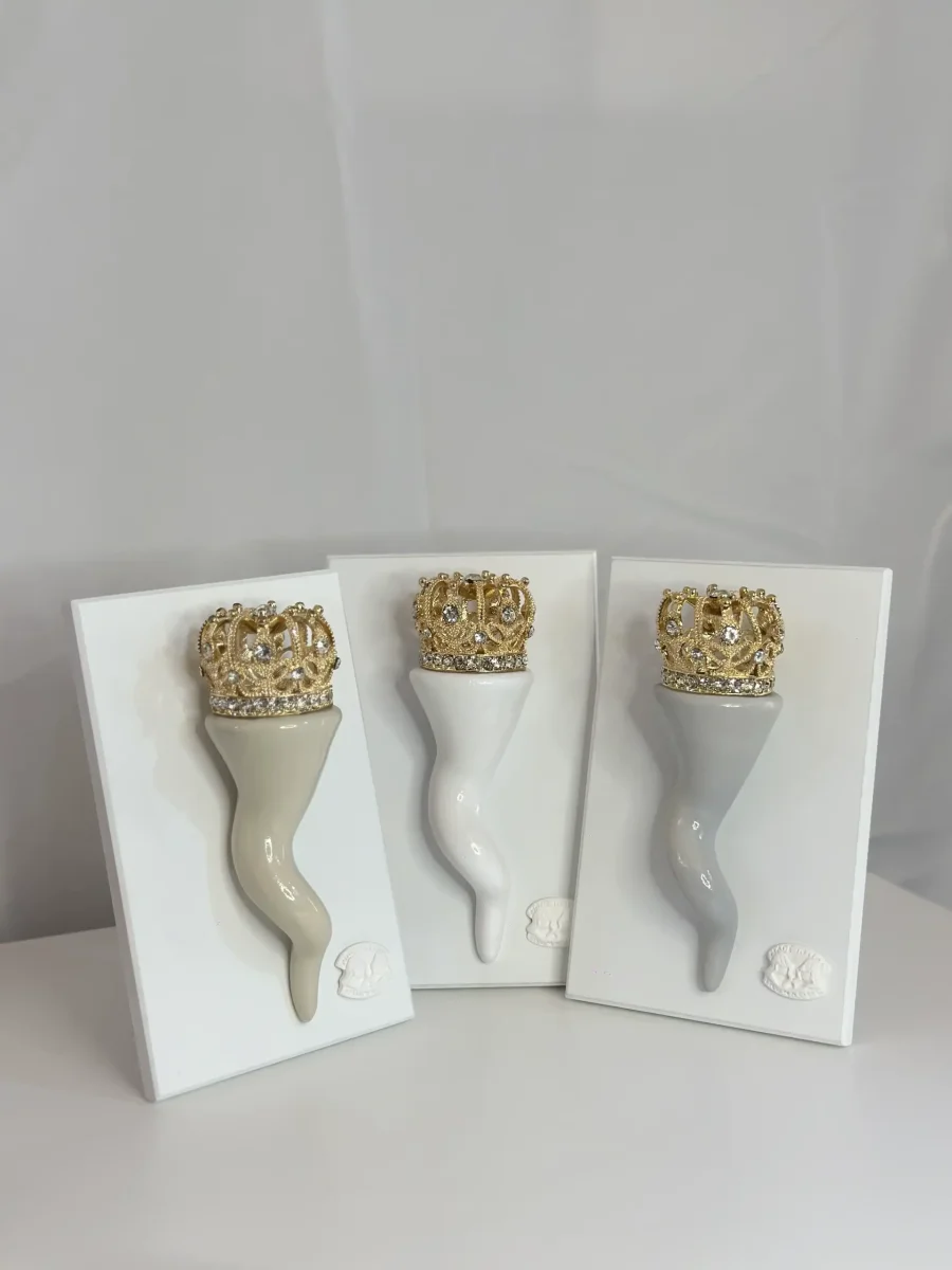 Quadretto con corno e corona - immagine 3